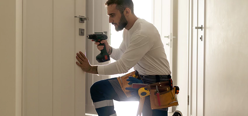 Mailbox Lock Installation Expert in Lemon Hill, California
